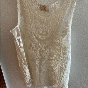 Pins & Needles Elegant Cream Lace Sleeveless Top